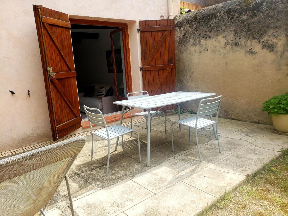 Appartement Au Coeur De Cassis Avec Jardin Luaran gambar
