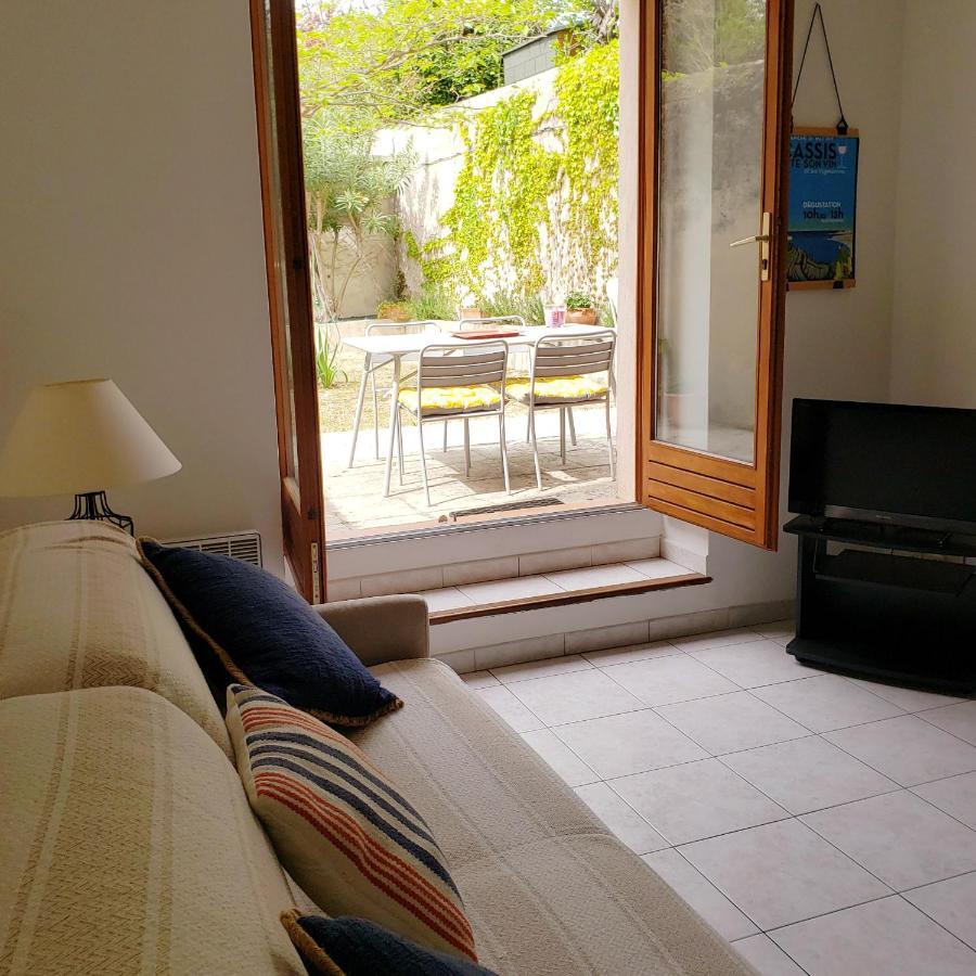 Appartement Au Coeur De Cassis Avec Jardin Luaran gambar